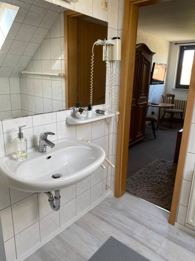 Bistro-Zur-Quelle Hotel Minden  Bagian luar foto