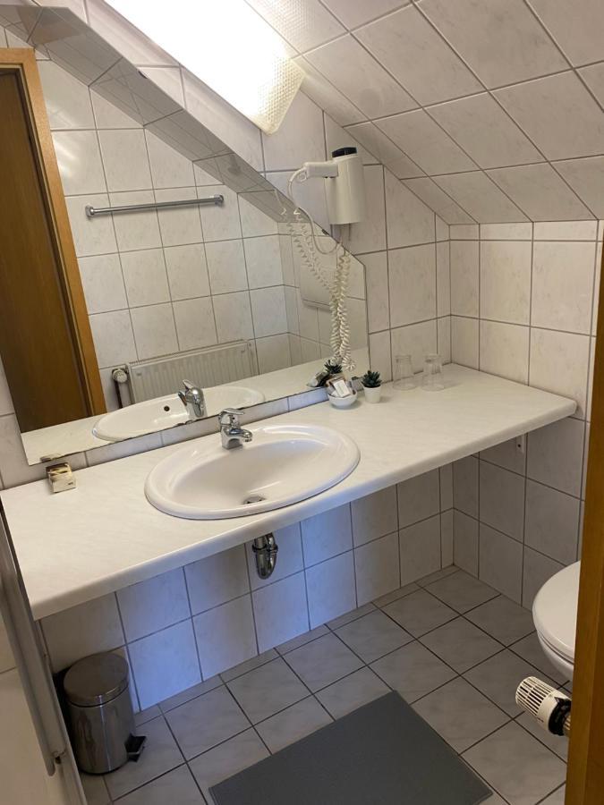 Bistro-Zur-Quelle Hotel Minden  Bagian luar foto