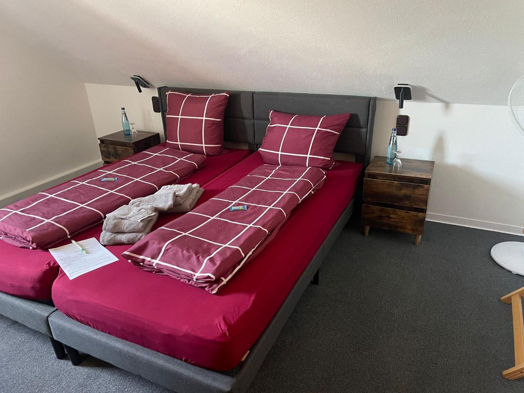 Bistro-Zur-Quelle Hotel Minden  Bagian luar foto