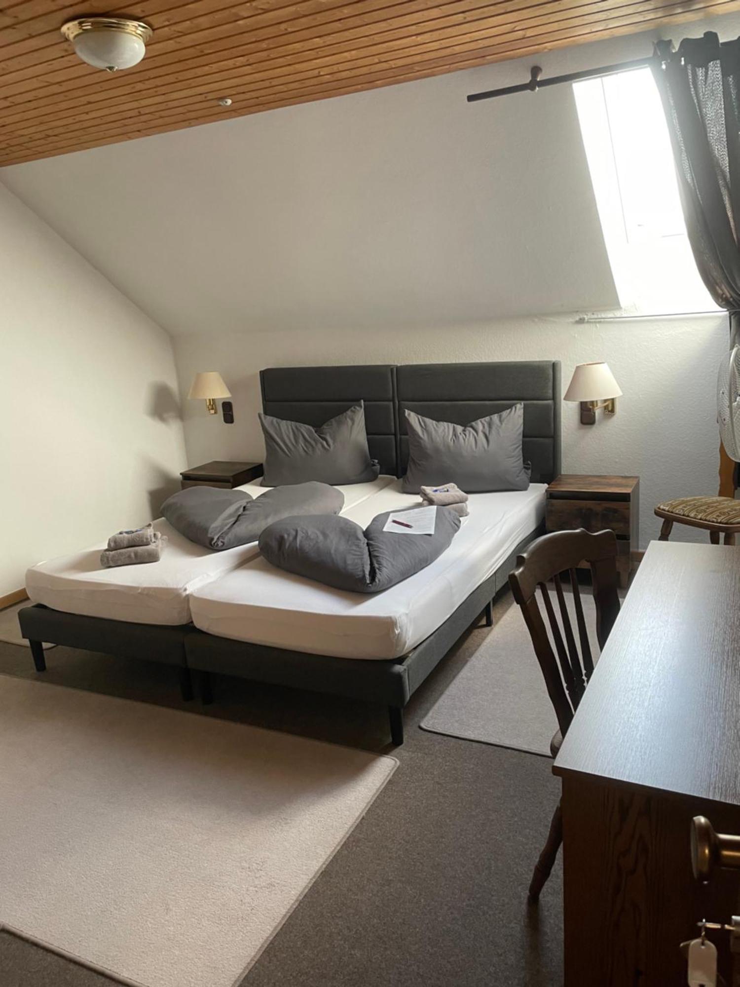Bistro-Zur-Quelle Hotel Minden  Bagian luar foto